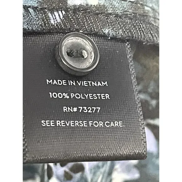 Simply Vera Vera Wang Shirt Womens XL Blue Black Abstract Floral Blouse Top‎ - Picture 6 of 8